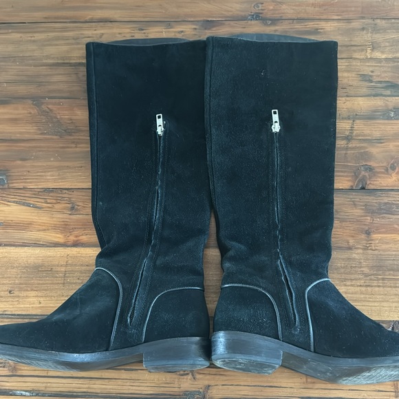 Ugg black suede boots - Picture 4 of 5